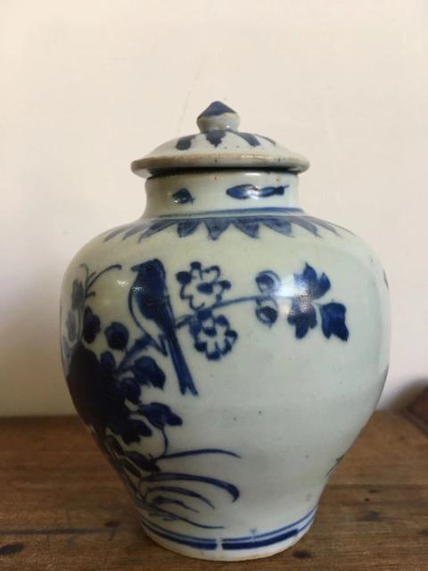 古玩陶瓷晚明花鳥紋青花蓋罐拍賣,當前價格7000元