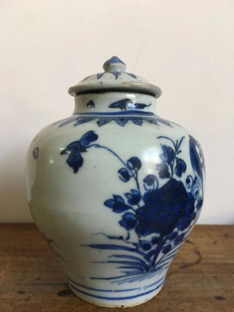 古玩陶瓷晚明花鳥紋青花蓋罐拍賣,當前價格7000元