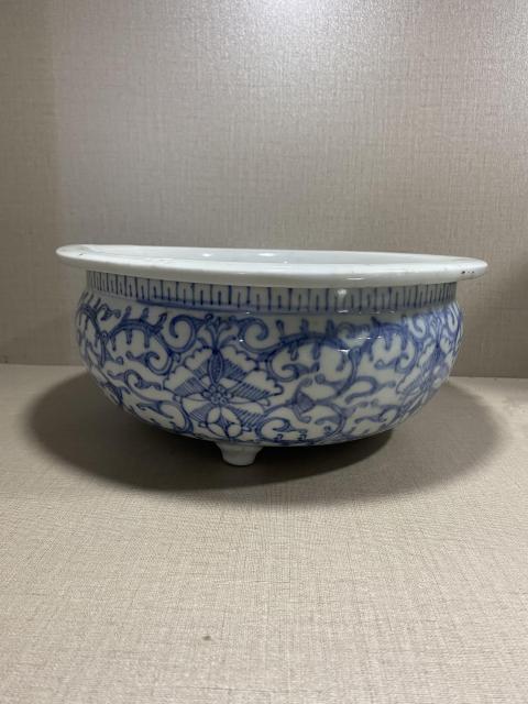 古玩陶瓷清代早期德化窯青花香爐拍賣，當(dāng)前價(jià)格1800元