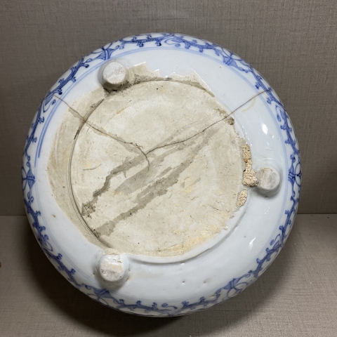 古玩陶瓷清代早期德化窯青花香爐拍賣，當(dāng)前價(jià)格1800元