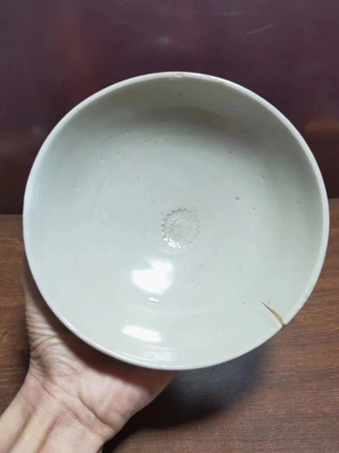 古玩陶瓷宋代白釉碗拍賣,當前價格3000元