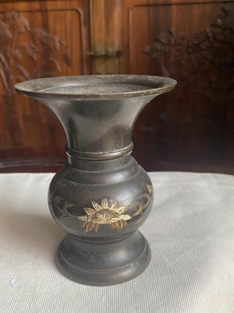 古玩雜項花觚拍賣,當前價格390元