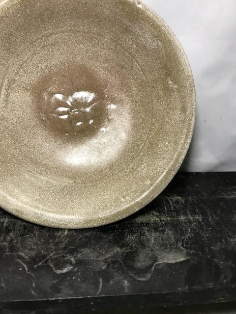 古玩陶瓷宋代龍泉窯系淺碗拍賣，當前價格3000元