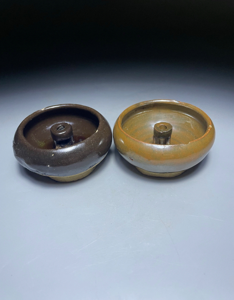 古玩陶瓷油燈一對拍賣,當前價格288元