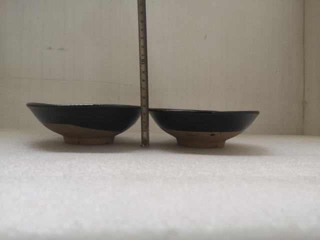 古玩陶瓷清代澀圈圈足的疊燒工藝黒褐釉碗拍賣,當(dāng)前價(jià)格298元