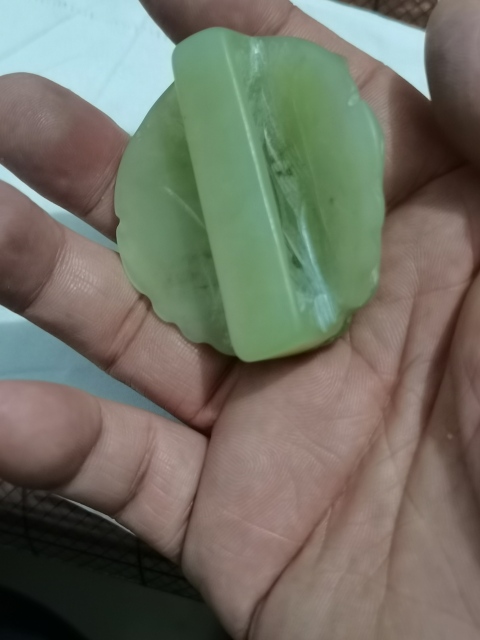 古玩玉器創匯的岫玉雕龍紋玉帶穿拍賣,當前價格266元