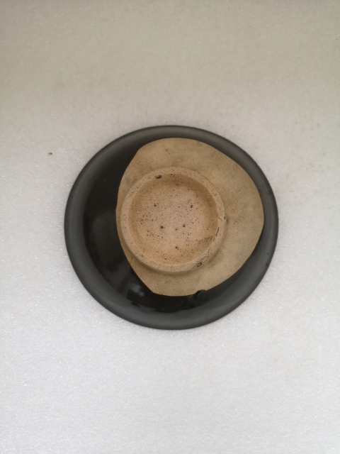 古玩陶瓷清代澀圈圈足的疊燒工藝黒褐釉碗拍賣,當(dāng)前價(jià)格298元