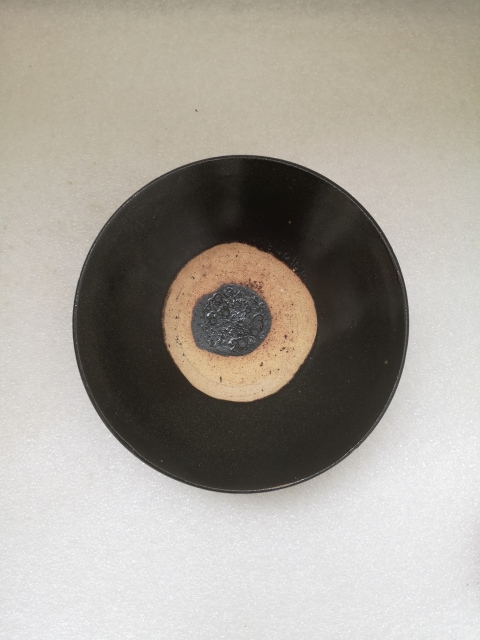 古玩陶瓷清代澀圈圈足的疊燒工藝黒褐釉碗拍賣,當(dāng)前價(jià)格298元