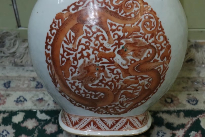 古玩陶瓷晚清宣德款礬紅龍紋鹿耳尊拍賣,當(dāng)前價(jià)格32000元