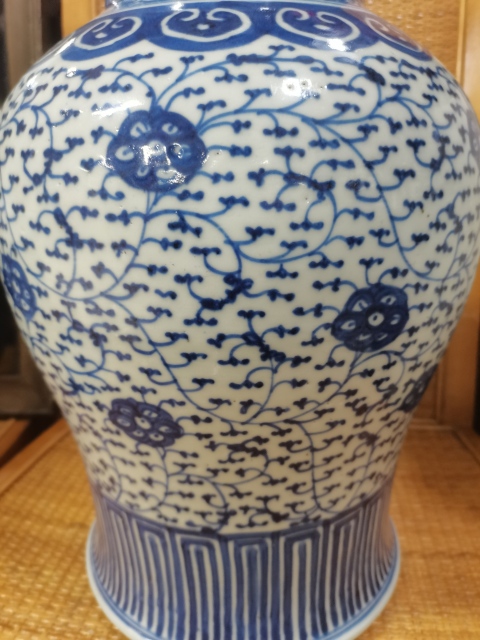 古玩陶瓷嘉道纏枝花卉將軍罐拍賣,當前價格3800元