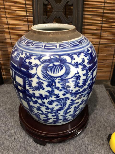 古玩陶瓷青花纏枝花卉囍字紋罐拍賣,當前價格600元