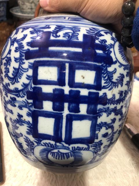 古玩陶瓷青花纏枝花卉囍字紋罐拍賣,當前價格600元