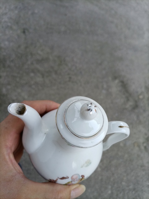 古玩陶瓷八十年代壽星圖執壺拍賣，當前價格200元