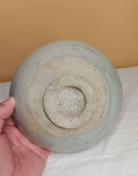 古玩陶瓷卵白釉大碗拍賣,當前價格1600元