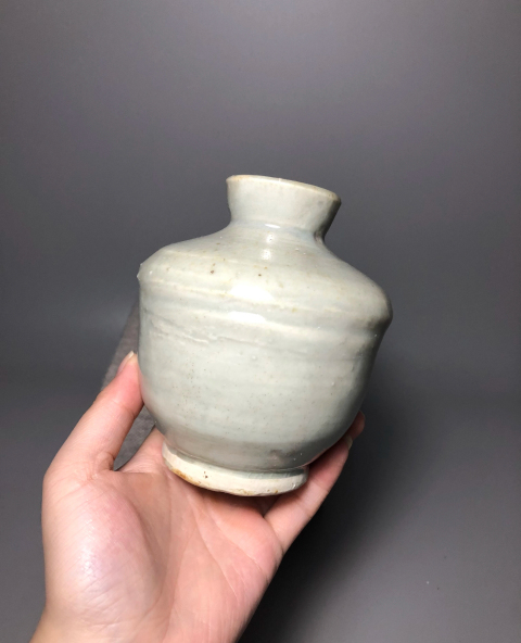 古玩陶瓷(明代)影青白釉梅瓶(有很高收藏價值)拍賣,當前價格0元