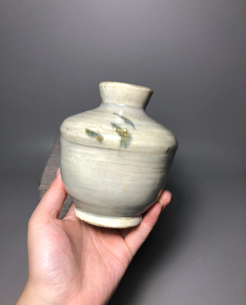 古玩陶瓷(明代)影青白釉梅瓶(有很高收藏價值)拍賣,當前價格0元