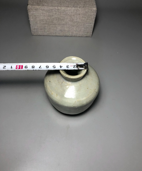 古玩陶瓷(明代)影青白釉梅瓶(有很高收藏價值)拍賣,當前價格0元