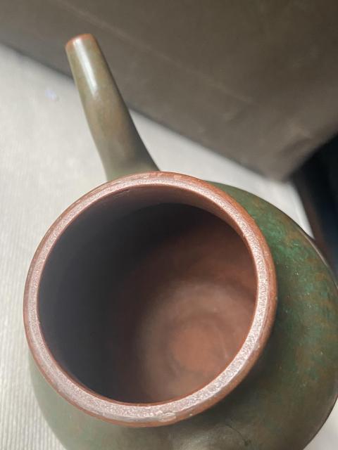 古玩陶瓷高旭軍制款紫砂掛釉執(zhí)壺拍賣，當(dāng)前價格4500元
