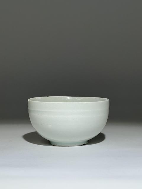 古玩陶瓷南宋湖田窯蛋殼杯及托一套拍賣，當前價格15000元