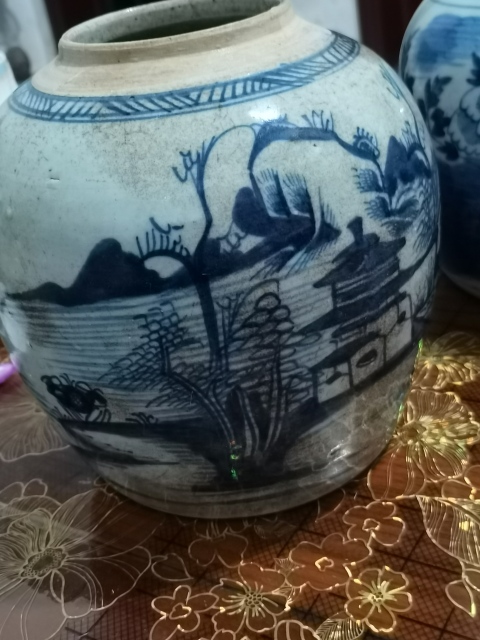 古玩陶瓷乾隆青花山水最最大號(hào)罐,罐子王,看圖片拍賣,當(dāng)前價(jià)格2888元