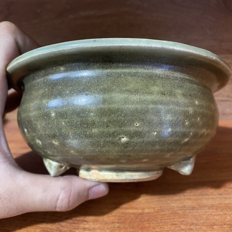古玩陶瓷明代龍泉窯三足爐拍賣，當前價格5000元