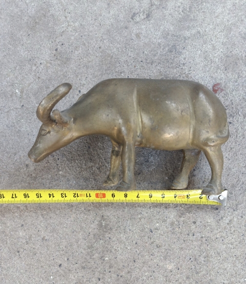 古玩雜項(xiàng)銅牛擺件拍賣,當(dāng)前價(jià)格1600元