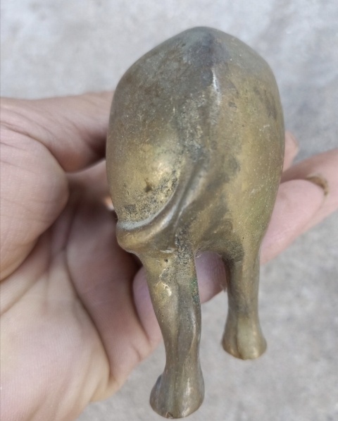 古玩雜項(xiàng)銅牛擺件拍賣,當(dāng)前價(jià)格1600元