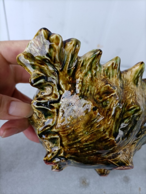 古玩陶瓷出口創匯期像生瓷海螺拍賣，當前價格300元