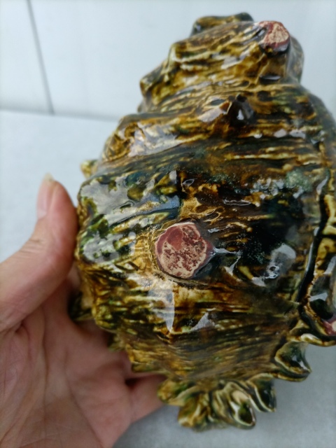 古玩陶瓷出口創匯期像生瓷海螺拍賣，當前價格300元