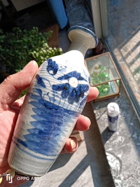 古玩陶瓷青花荷花紋瓶拍賣,當前價格1200元