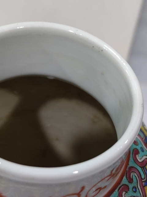古玩陶瓷民國乾隆年制款三娘教子圖粉彩雞腿蓋瓶拍賣,當前價格5888元