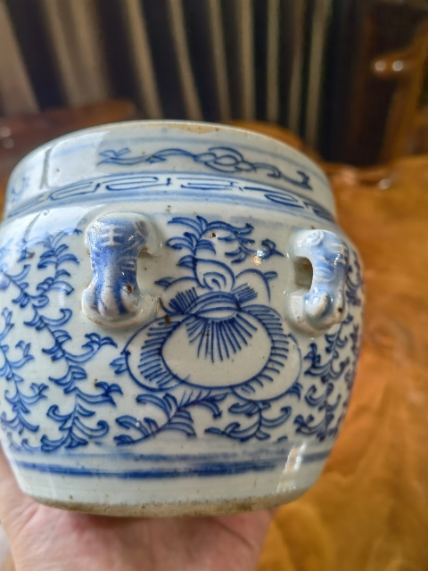 古玩陶瓷青花一束蓮虎頭鈕小粥罐拍賣,當前價格450元