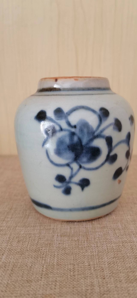 古玩陶瓷明末清初花卉紋青花罐拍賣，當前價格1000元