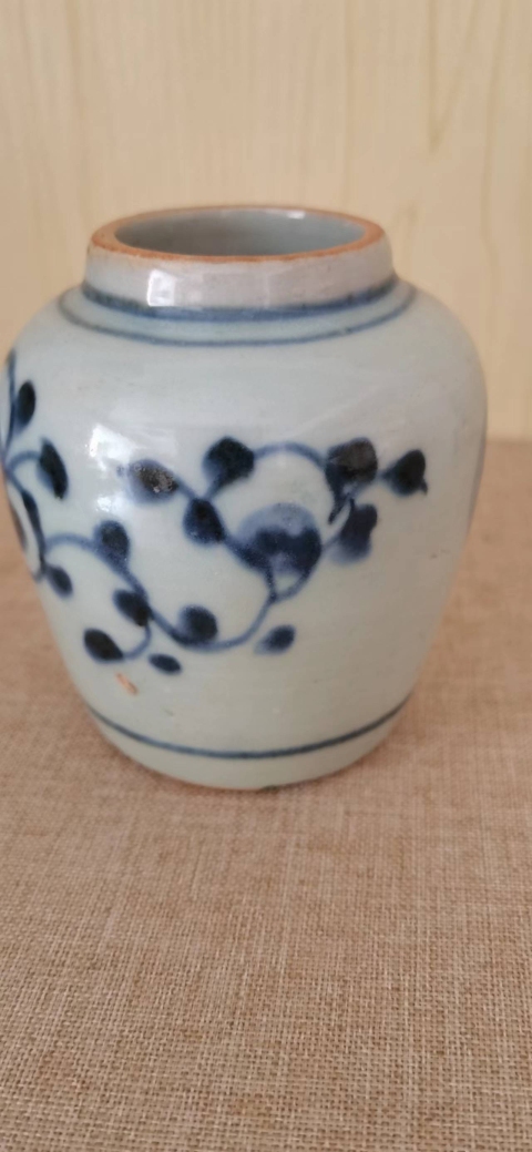 古玩陶瓷明末清初花卉紋青花罐拍賣，當前價格1000元