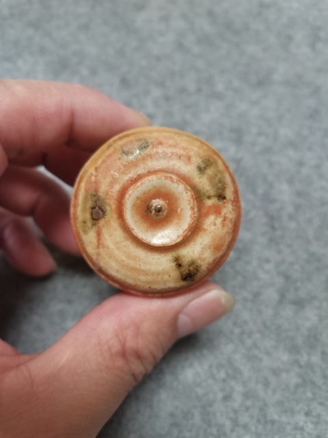 古玩陶瓷湖田窯青白釉點褐彩蓋盒拍賣,當前價格800元
