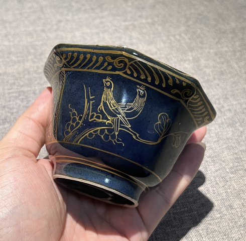 古玩陶瓷清代藍釉描金花鳥詩文八方杯拍賣,當前價格3000元