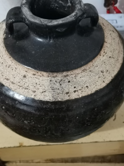 古玩陶瓷山西窯口黑釉嘟嚕瓶,瓶子很重,大瓶子拍賣,當(dāng)前價(jià)格3899元