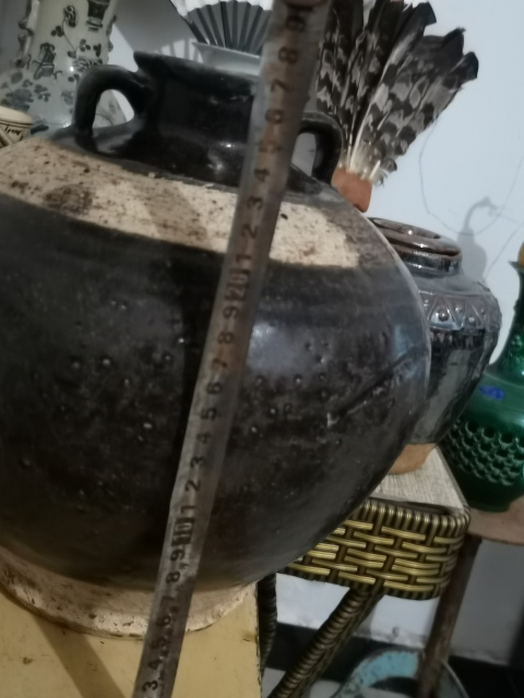 古玩陶瓷山西窯口黑釉嘟嚕瓶,瓶子很重,大瓶子拍賣,當(dāng)前價(jià)格3899元