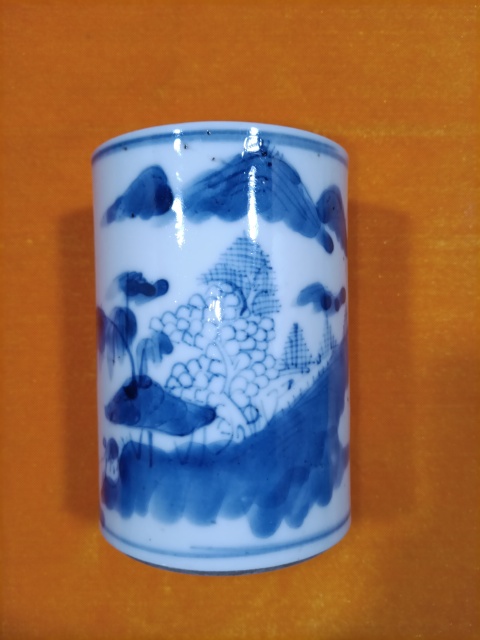 古玩陶瓷清晚期青花山水紋筆筒拍賣,當前價格2280元