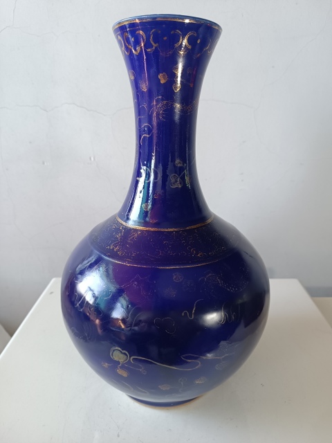 古玩陶瓷清光緒霽藍釉描金云龍趕珠紋賞瓶拍賣,當前價格13800元