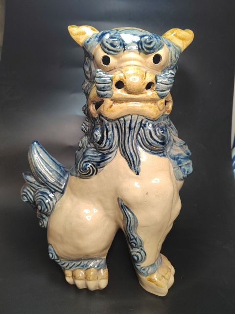 古玩陶瓷創(chuàng)匯時青花獅子塑像拍賣,當前價格580元