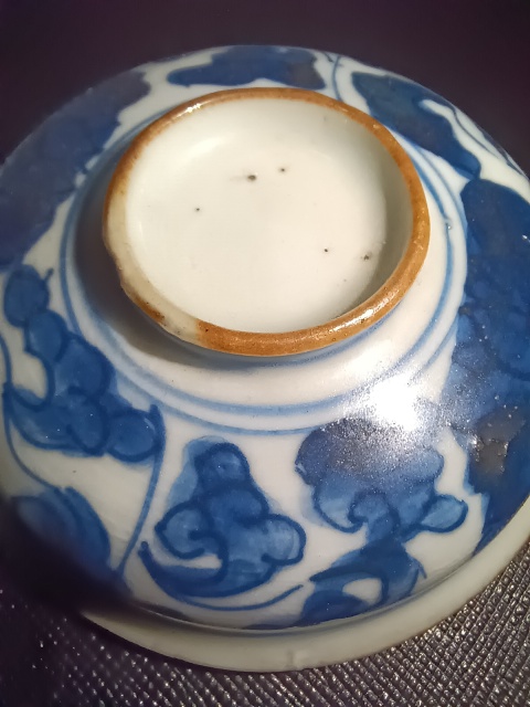 古玩陶瓷青花纏枝花卉紋蓋缸拍賣(mài)，當(dāng)前價(jià)格3000元