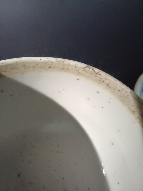 古玩陶瓷青花纏枝花卉紋蓋缸拍賣(mài)，當(dāng)前價(jià)格3000元