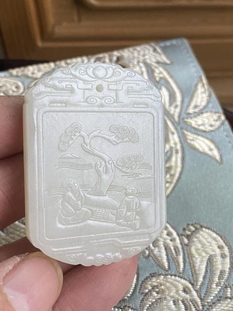 古玩玉器玉牌子拍賣，當前價格2300元