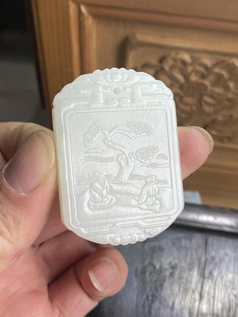 古玩玉器玉牌子拍賣，當前價格2300元