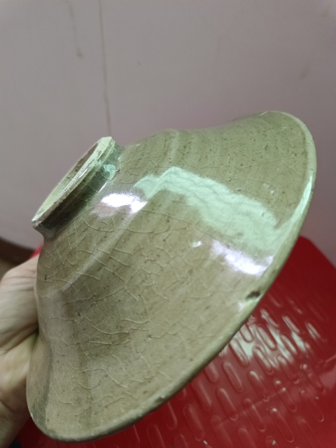 古玩陶瓷龍泉窯盞拍賣，當(dāng)前價(jià)格2888元