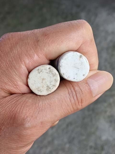 古玩陶瓷青花小藥瓶拍賣(mài)，當(dāng)前價(jià)格400元