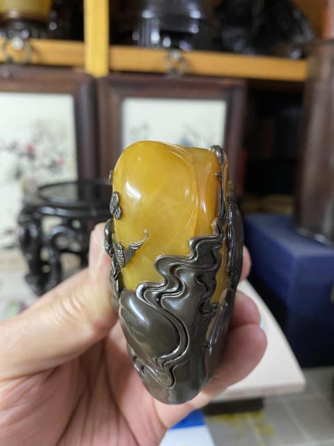 古玩雜項(xiàng)田黃雕件拍賣，當(dāng)前價(jià)格1600000元