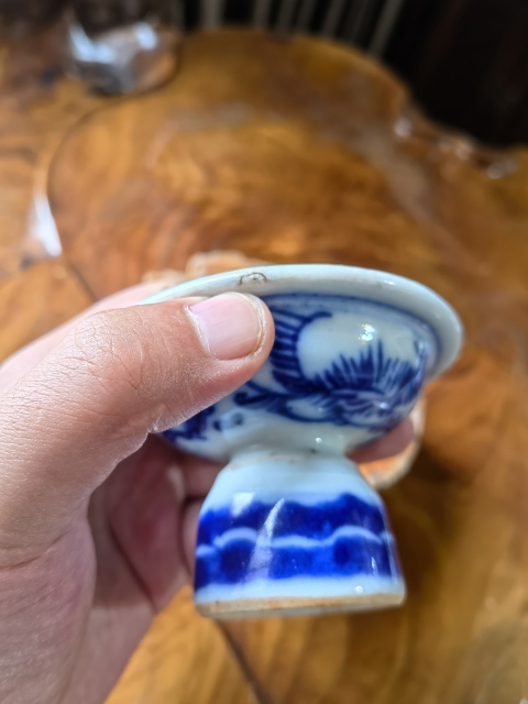 古玩陶瓷青花纏枝花卉紋高足貢盤拍賣，當前價格450元