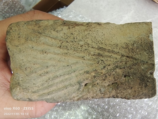 古玩陶瓷漢代的龍紋陶磚拍賣,當前價格9999元